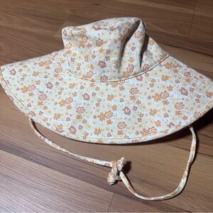 Lack Of Color 100% Cotton Holiday Wide Brim Bucket Hat In Peach Bloom sz S/M